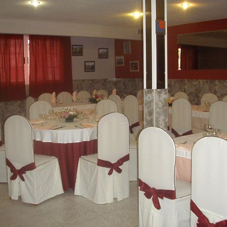 Hostal Mays Numancia de la Sagra Exteriér fotografie