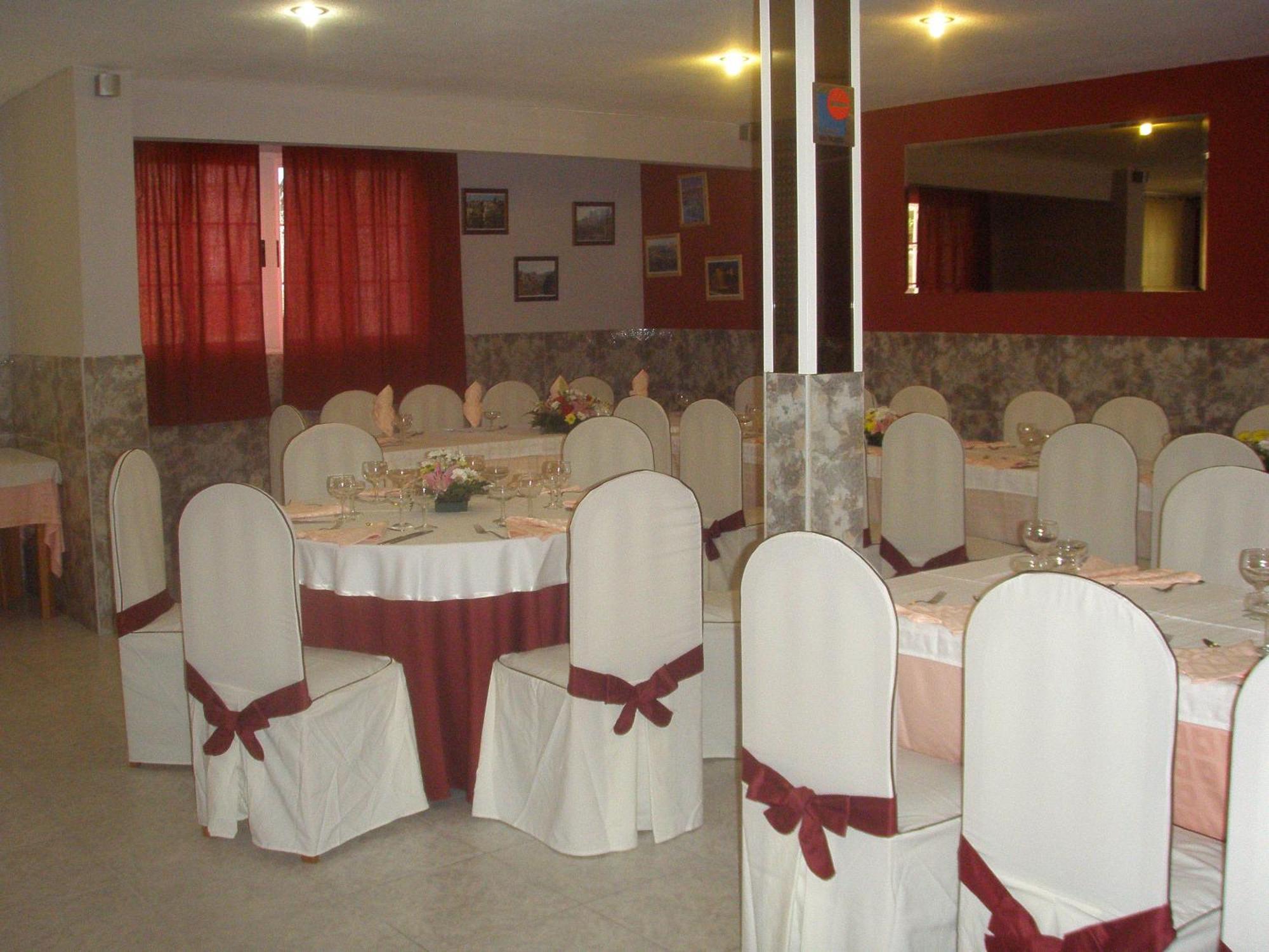 Hostal Mays Numancia de la Sagra Exteriér fotografie